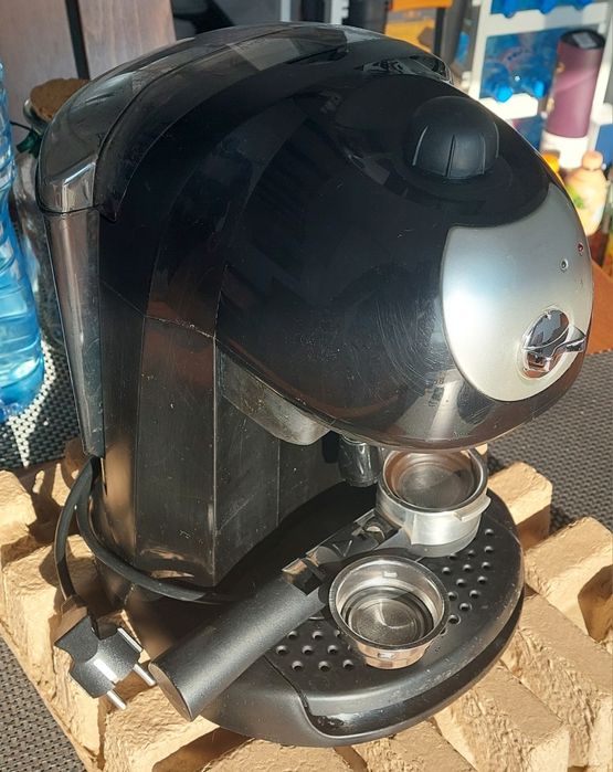 Кафе машина Delonghi EC201CD.B за ремонт или части