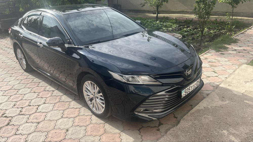 Toyota Camry 70
