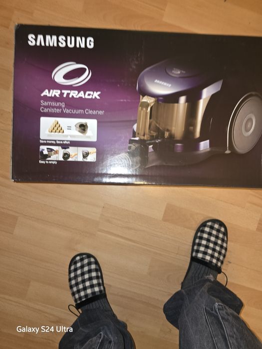 Продавам прахосмукачка Samsung