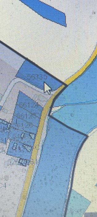 Vand teren intravilan in Iara