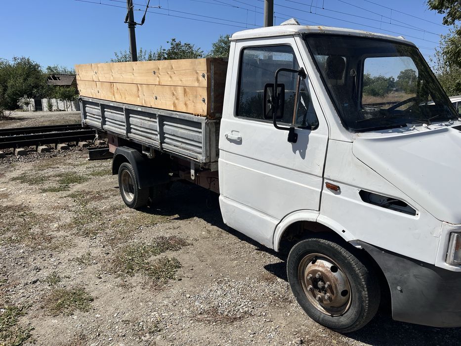 Vând Iveco Daily Basculabil