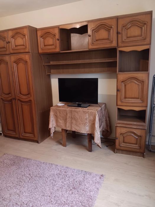 Inchiriez garsoniera