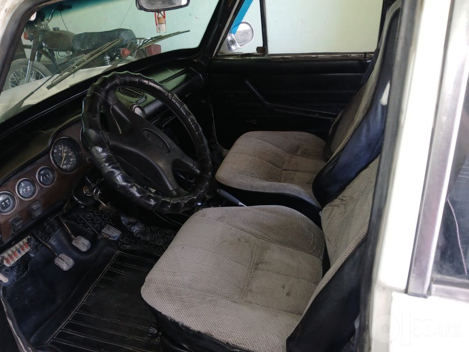 Vaz 2106 sotiladi