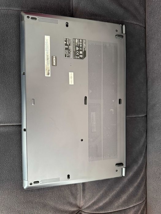 MSI Modern 15 / i5 / 8GB RAM / 512GB SSD – Добро състояние