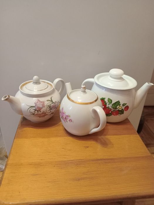 Продам советскую фарфоровую посуду