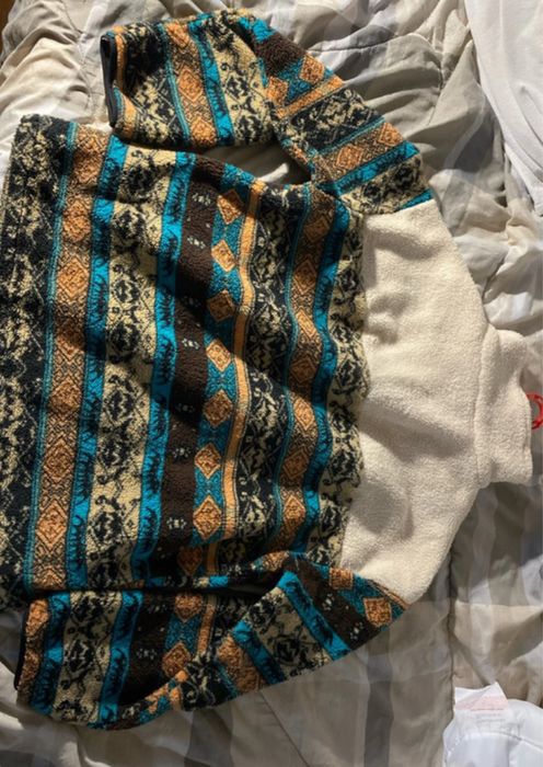 Cozy sherpa fleece jacket with a unique Aztec-in