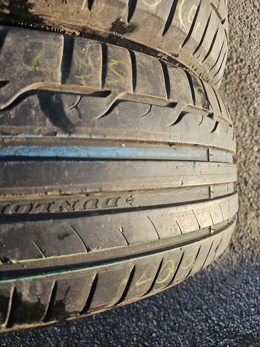 235 55 17 vara dunlop