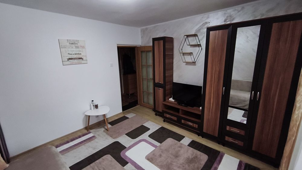 Vând Garsoniera Inel 2