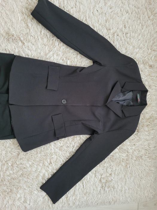 Costumas negru Sacou+pantaloni +camasa marime M