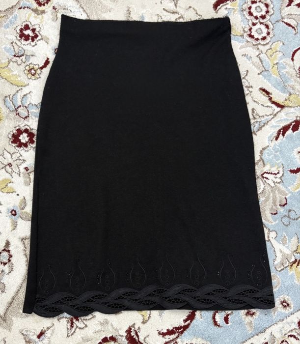 Серый и черный юбка