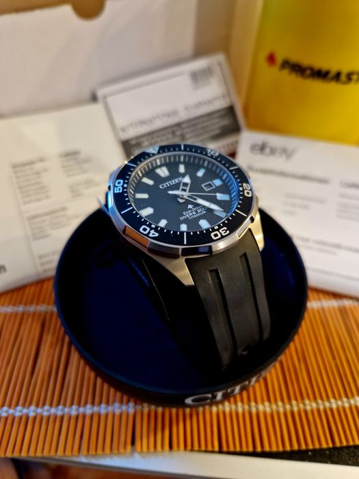 Citizen promaster eco-drive titanium diver 200m