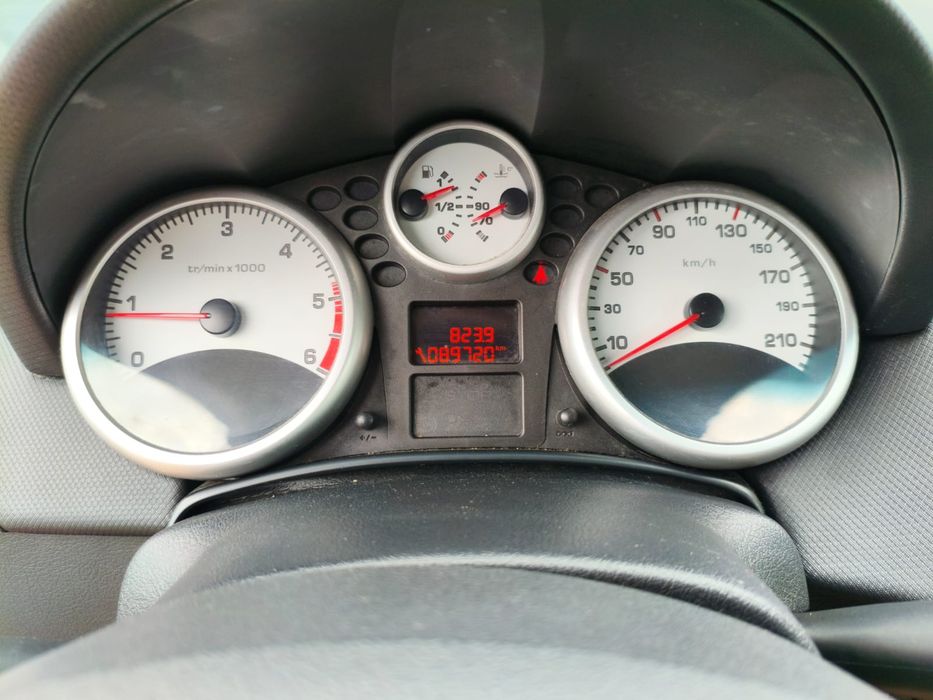 PEUGEOT 207 2010 — imagine 4