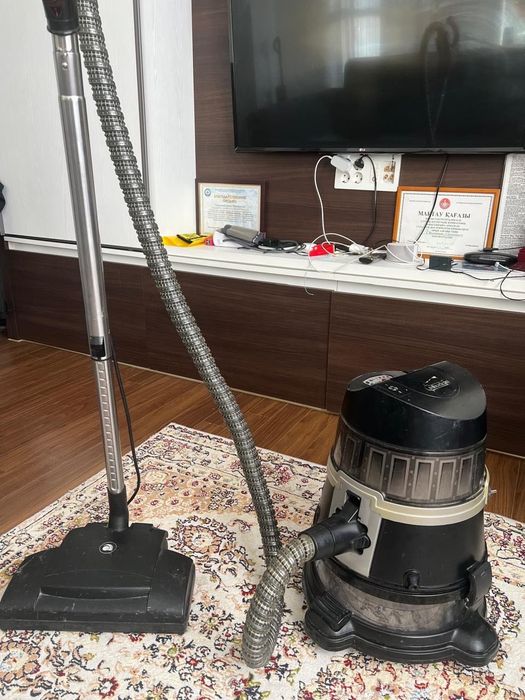 Продам мощный германский пылесос Roboclean