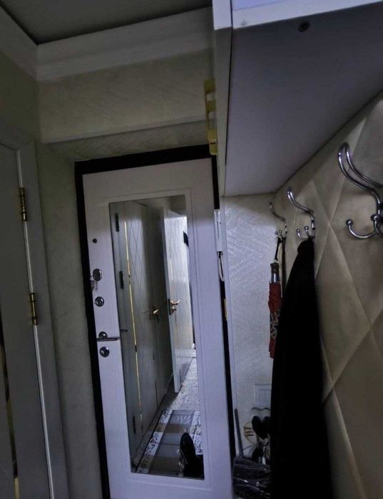 Квартира продаётся Чиланзар 4 квартал 1/3/4 меб тех метро Мирзо Улугбе