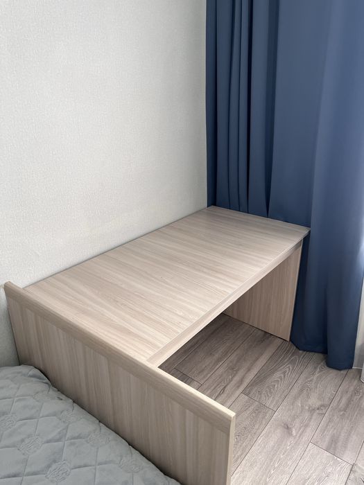 Парта для учебы удобные