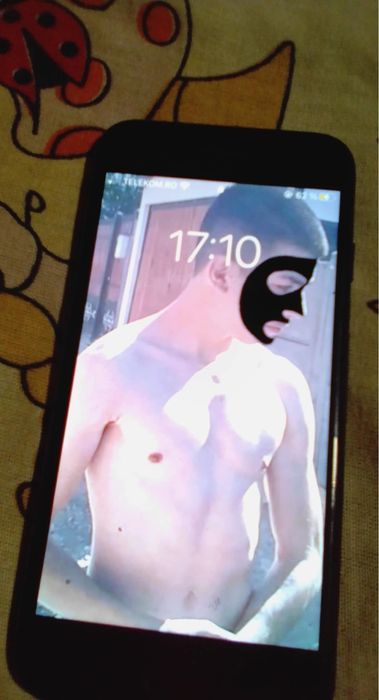 Vand iphone 7 sanatatea 77% 128 gb