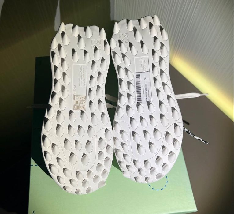 adidasi off white odsy 1000