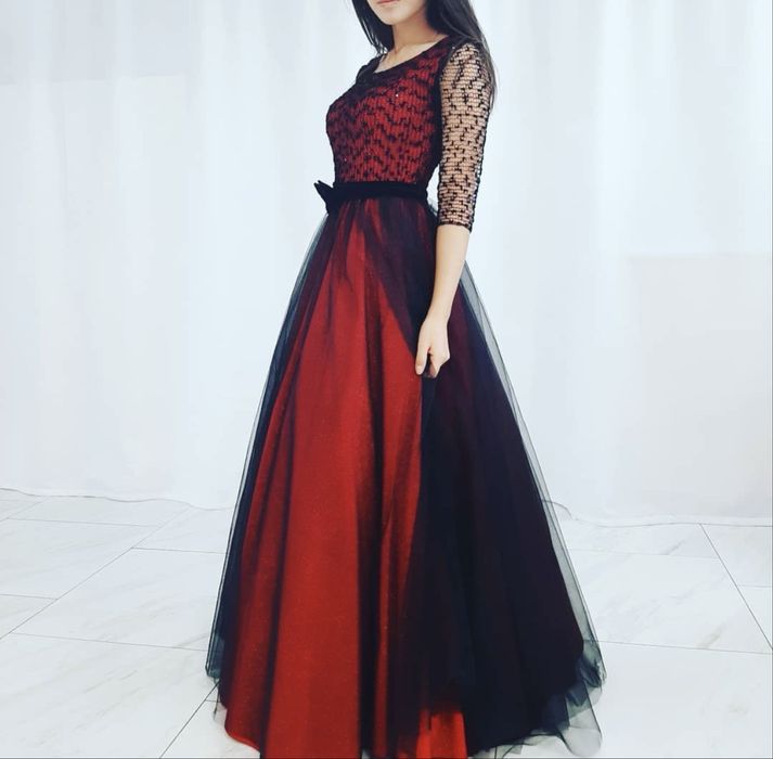 Продам платье вечернее новое