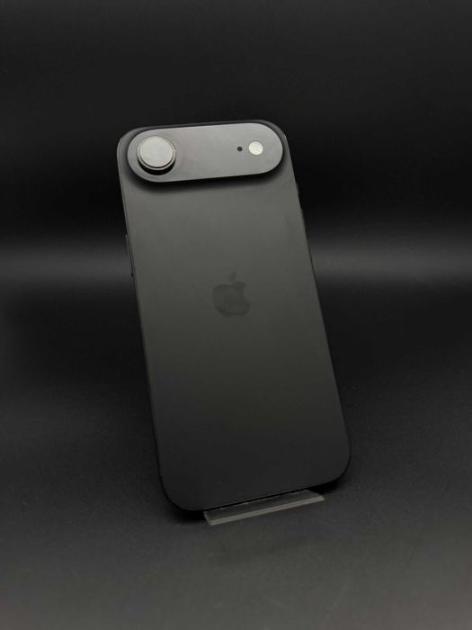 Dracula Amanet: iPhone Air, 256Gb/100%.