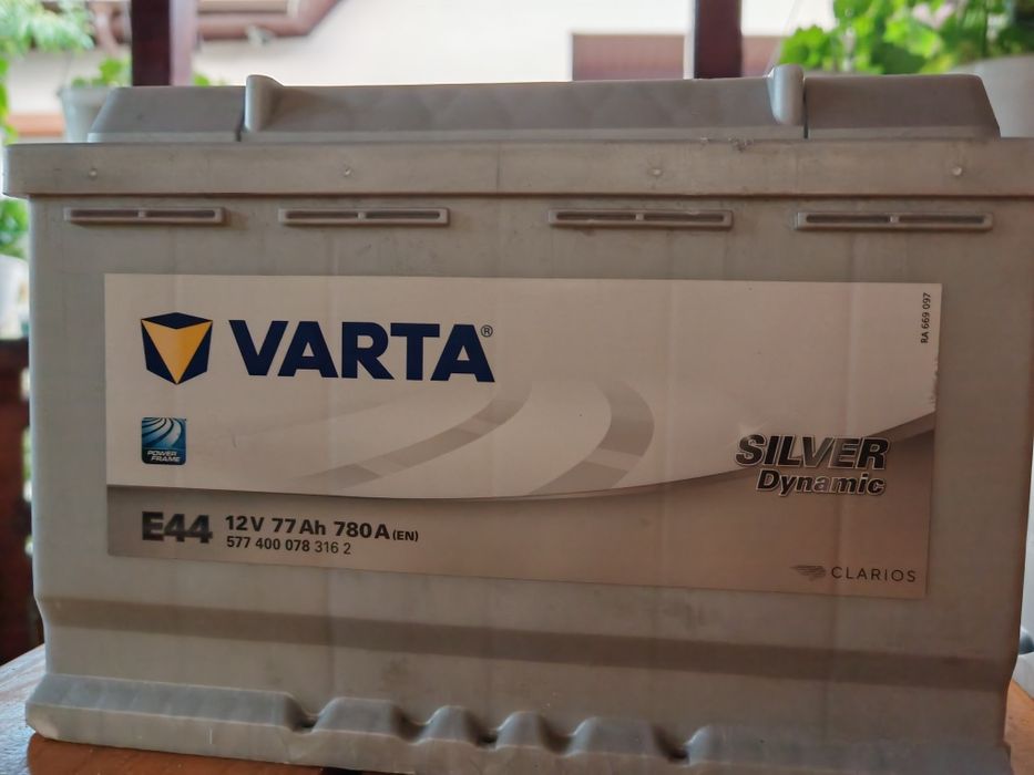 Acumulator baterie auto Varta Blue/Silver Dynamic 74/77 Ah