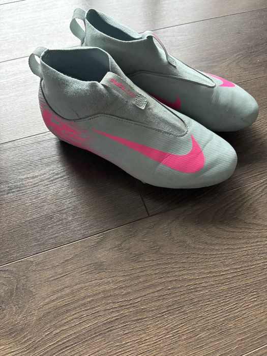 Vand adidasi Nike Mercurial Zoom cu crampoane fotbal copii