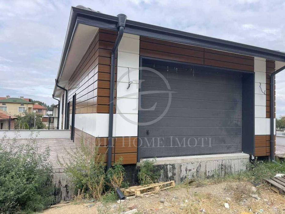 Продава се Къща в с. Първенец, Област Пловдив - 450 кв.м за 812 €/кв.м - Снимка #7