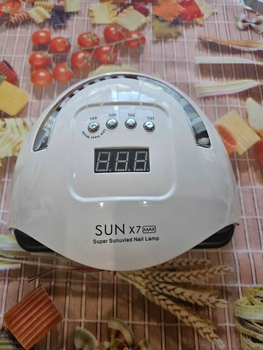 SUN X7 MAX UV/LED лампа за маникюр