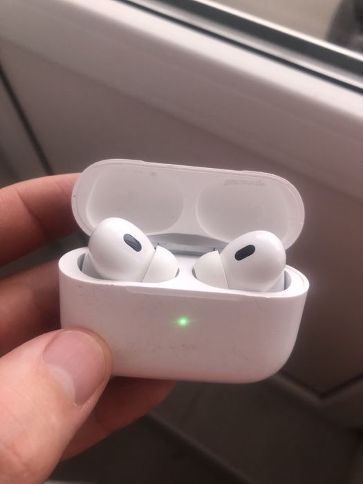 Продам наушники Airpods Pro