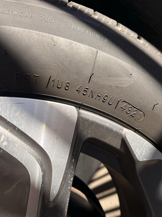 Всесезонни гуми 235/60/R18 - 5 броя за 90€
