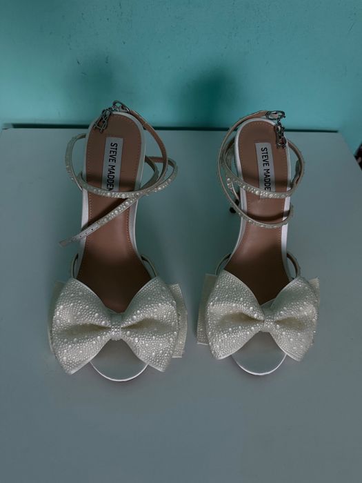 Steve Madden Blyss sandal ivory