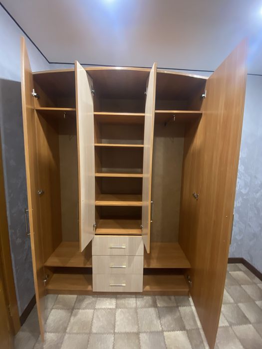 Продам шкаф 15000