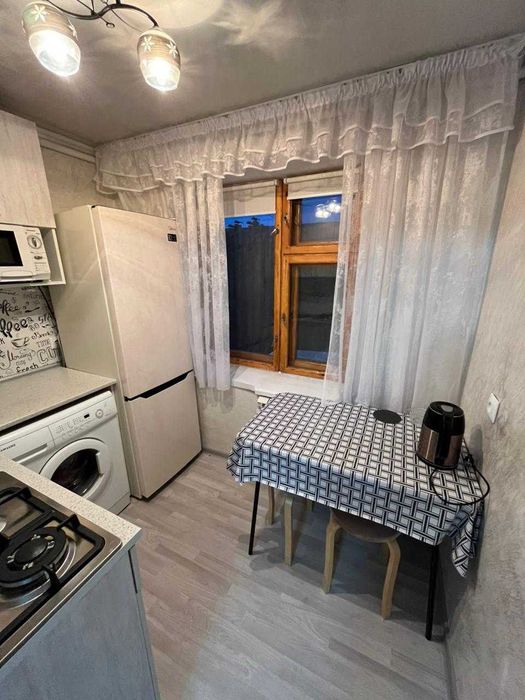 Сдается 2-ком кв в центре. Империя Асем