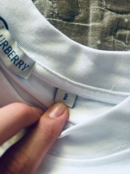 Tricou burberry