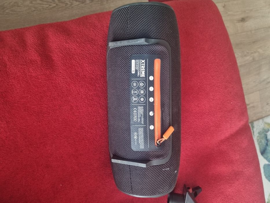 Vand boxa jbl extreme