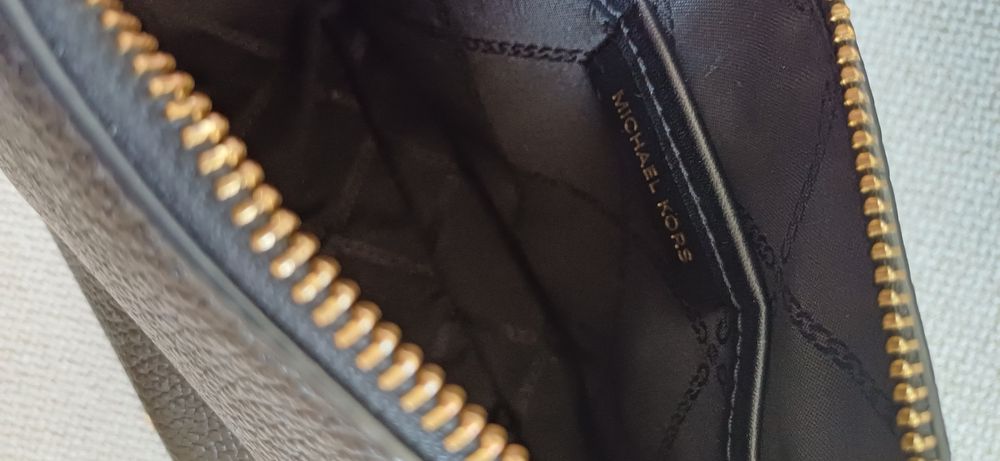 Michael kors,чанта от естествена кожа, използвана броени пъти !