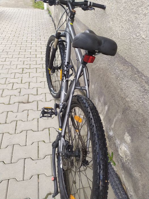 Vând bicicleta Muddyfox sau schimb pe full suspension