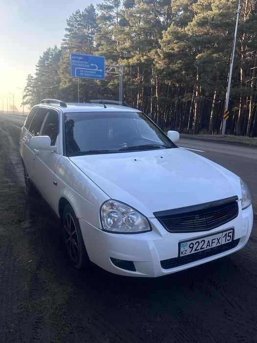 Лада Приора 2011 года