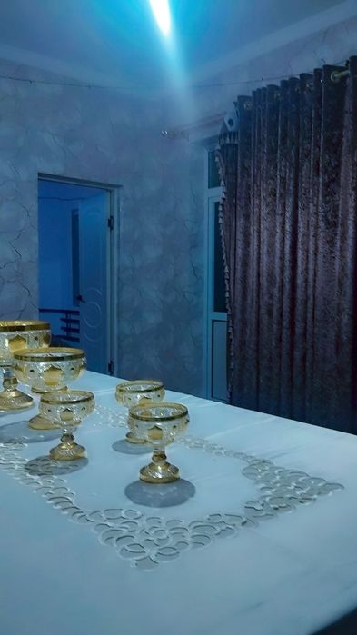 У́ртасаройда 9 сотк 7 хонали ховли сотилади. Срочно