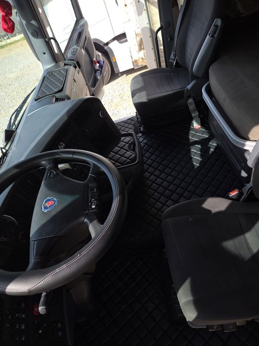 Scania R410 euro 6 an  2015 si R450 euro 6 an 2017