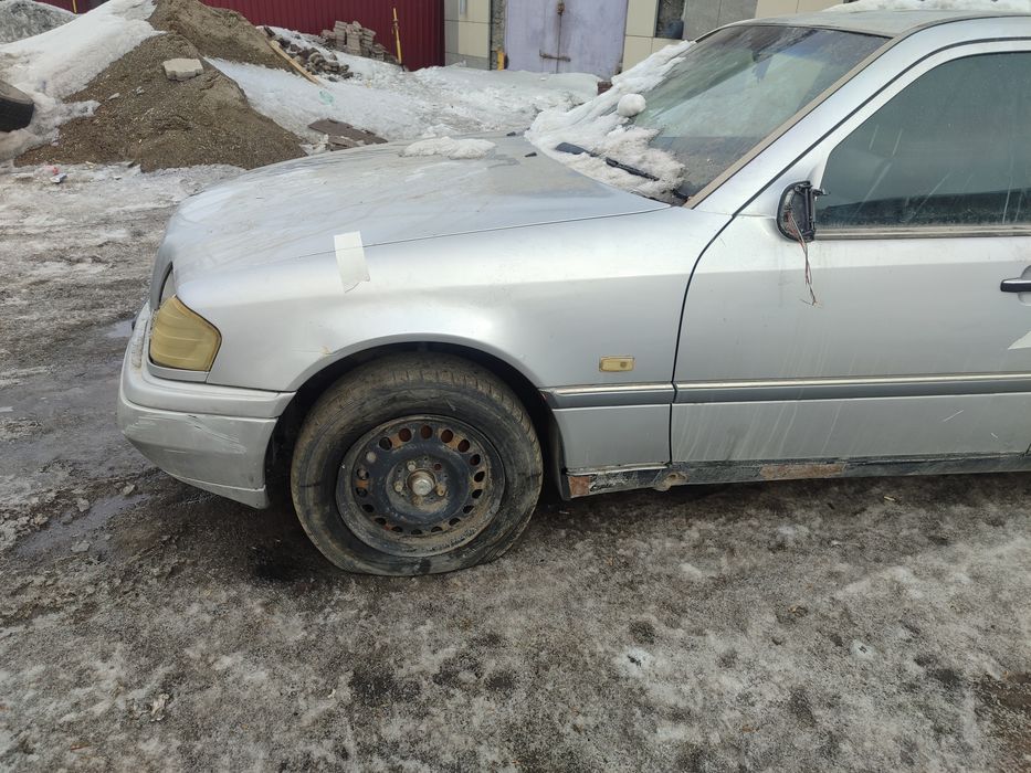Салон кожаный на мерседес W202 C280
