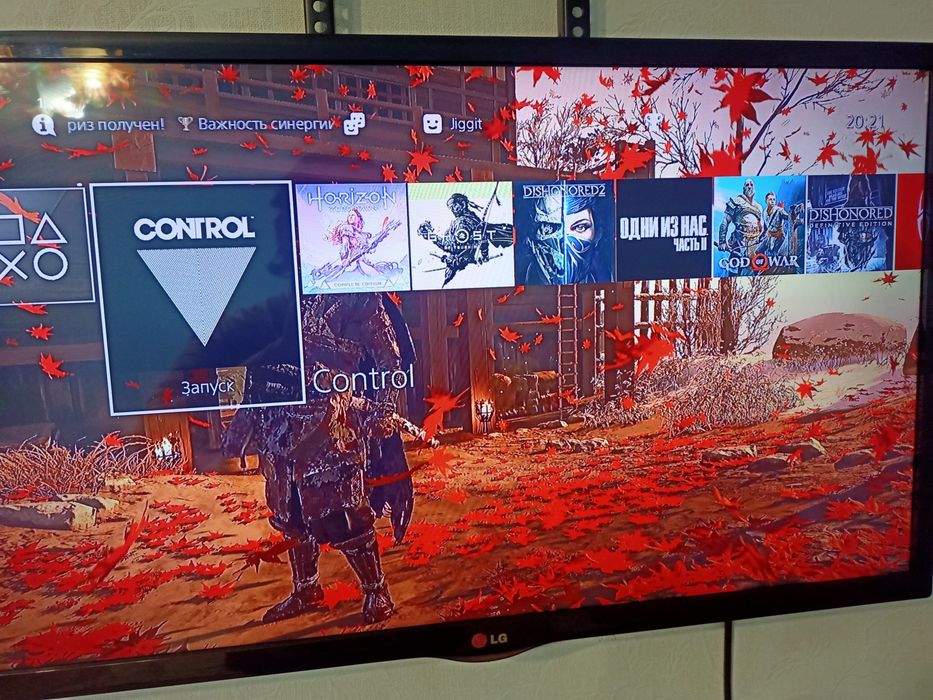 Продам прошитый Playstation 4 slim 1 Тб