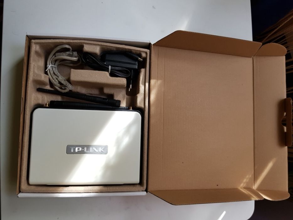 Router Wireless TP-LINK TL-WR1042ND