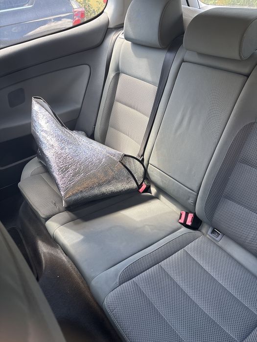 Golf 5, anul 2005, in doua usi, in stare buna…