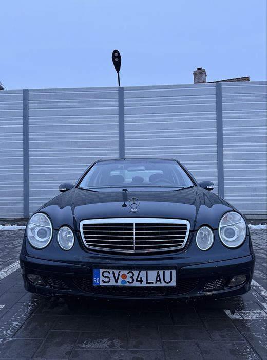 MERCEDES-BENZ E-Class