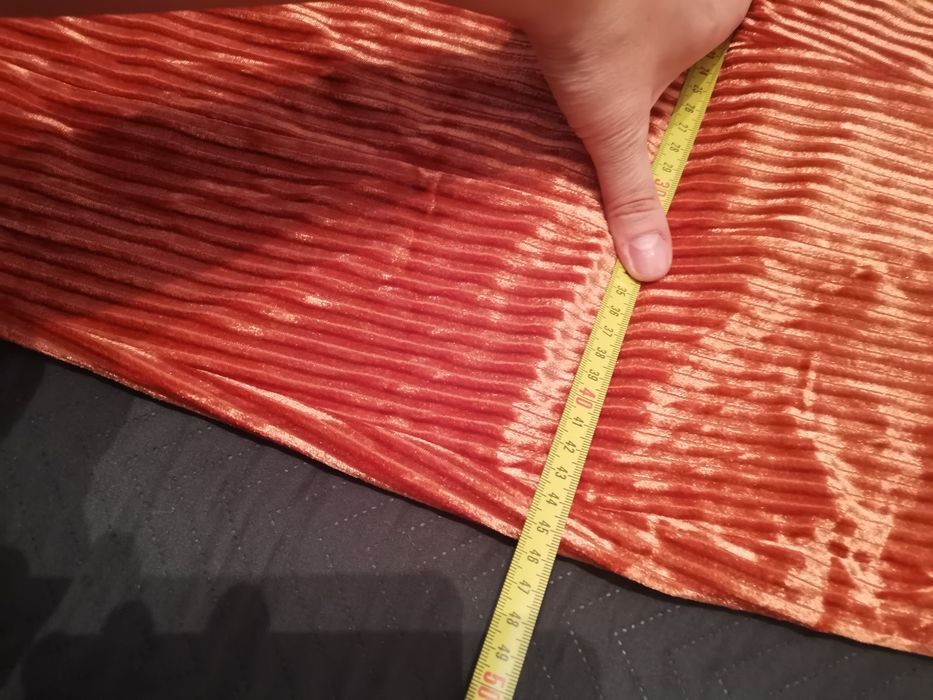 Pantaloni evazati din catifea