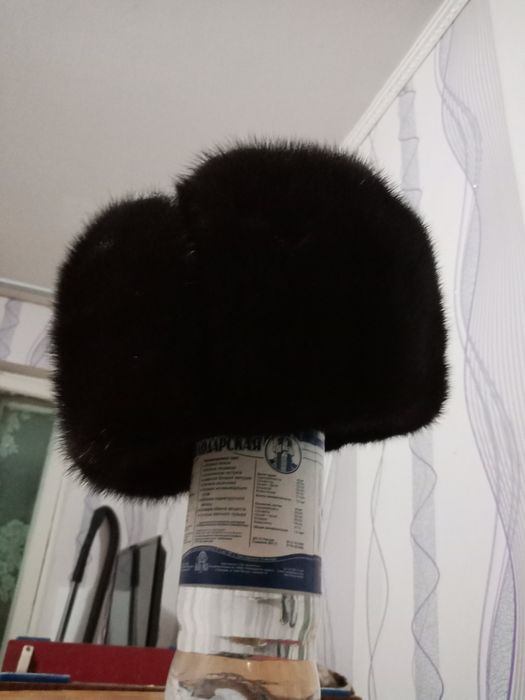 Продам норковую шапку 59-60 разм.