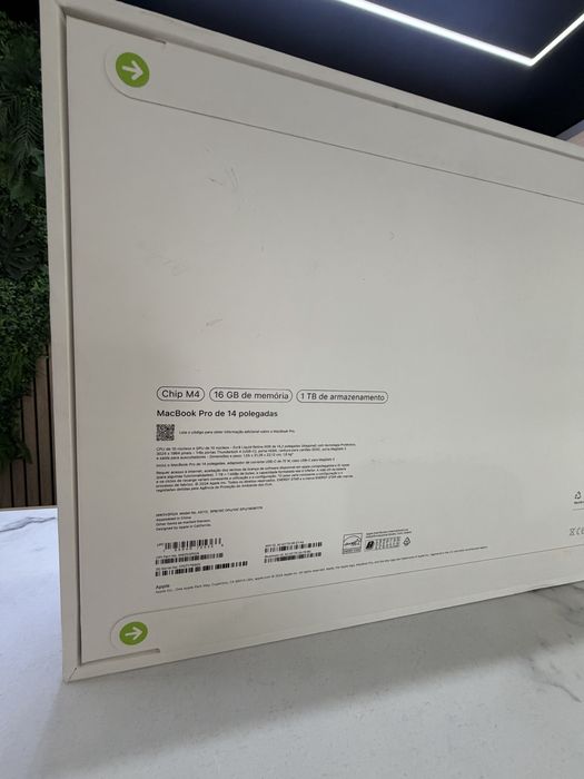 MacBook Pro M4 sigilate 16 gb /512 gb/ 1 tb