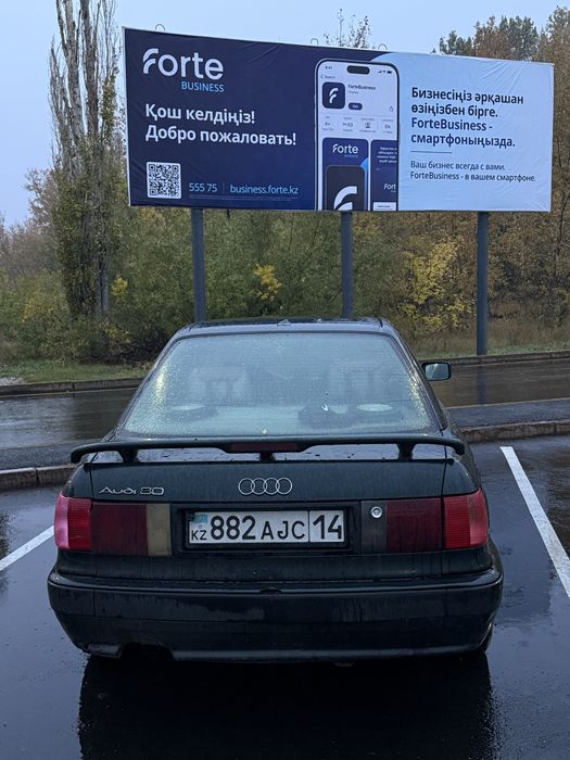 Продам Ауди 80 b4