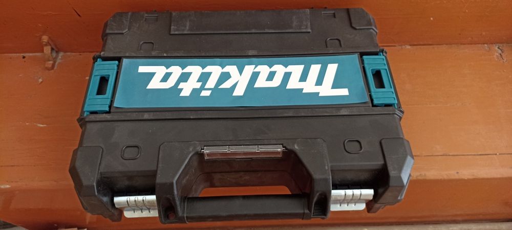 Продам 3д лазер макита