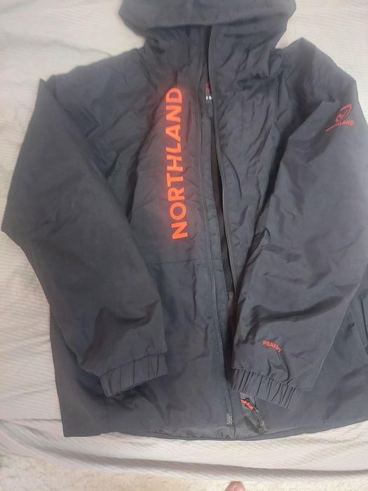 Продам куртку демисезонная